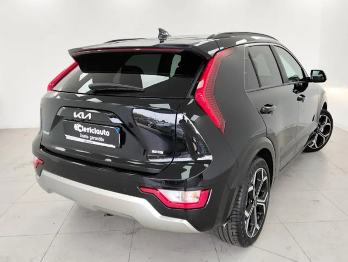 Kia Niro usata a Como (2)