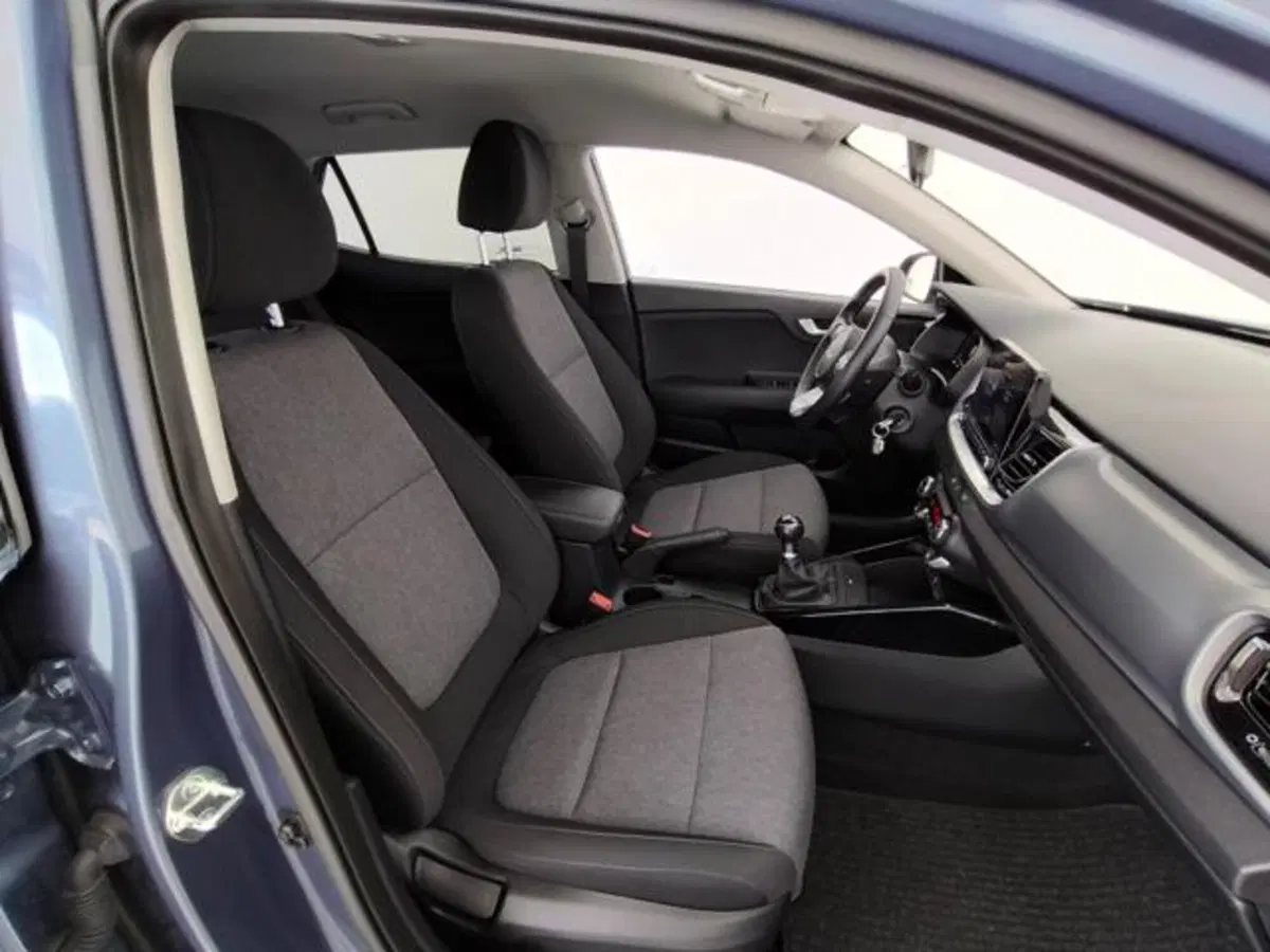 Kia Stonic usata a Como (3)