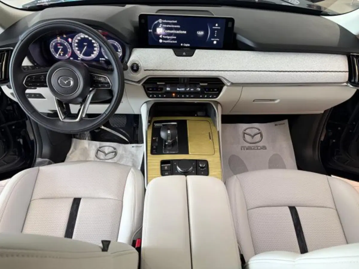 Mazda CX-60 nuova a Cuneo (9)