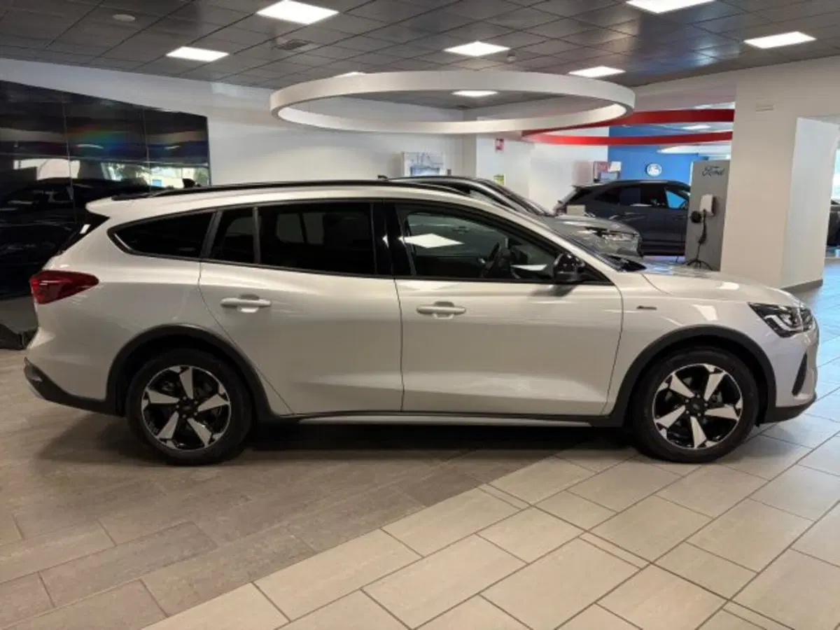 Ford Focus Station Wagon usata a Cuneo (8)