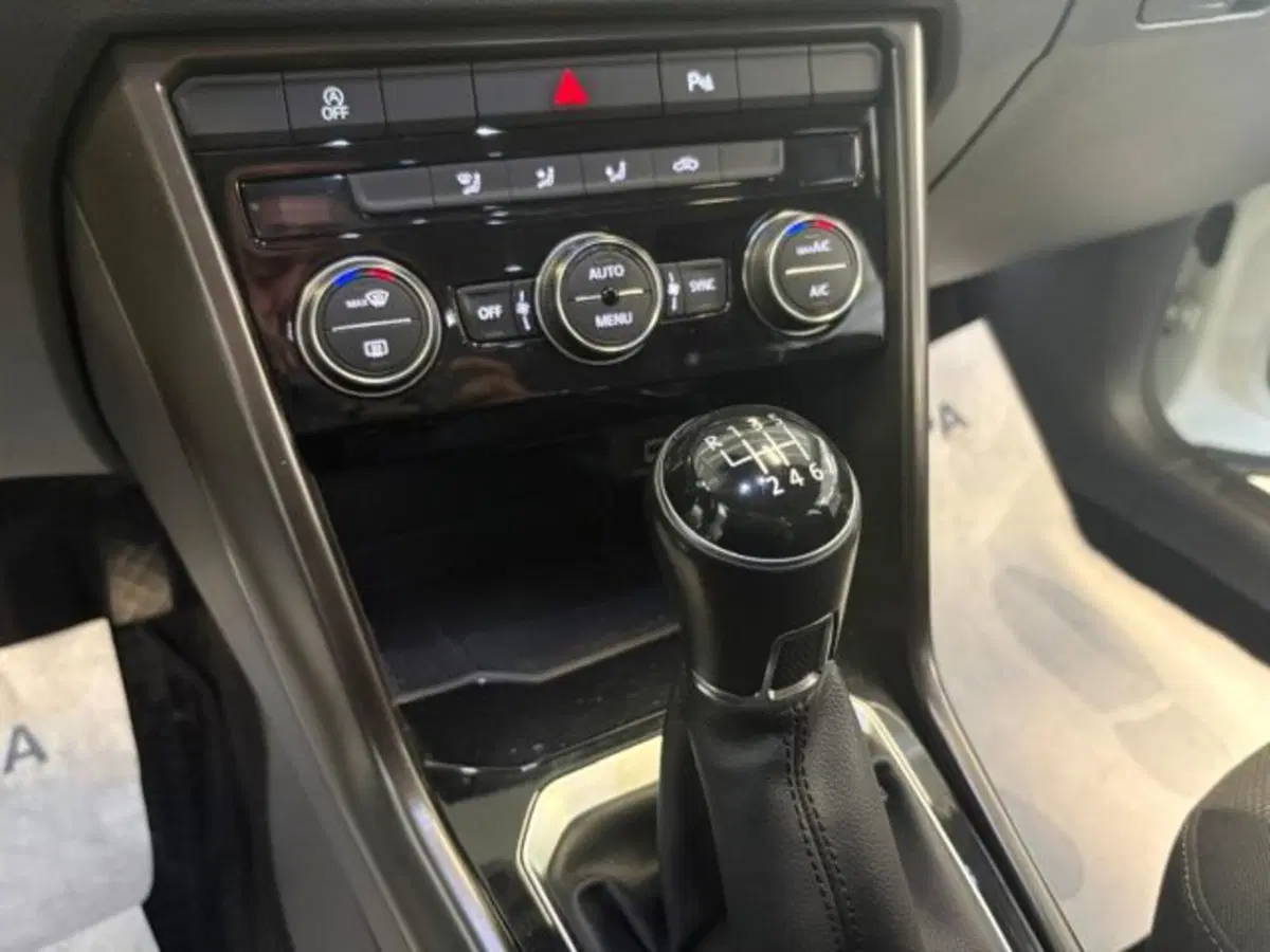 Volkswagen T-Roc usata a Cuneo (15)