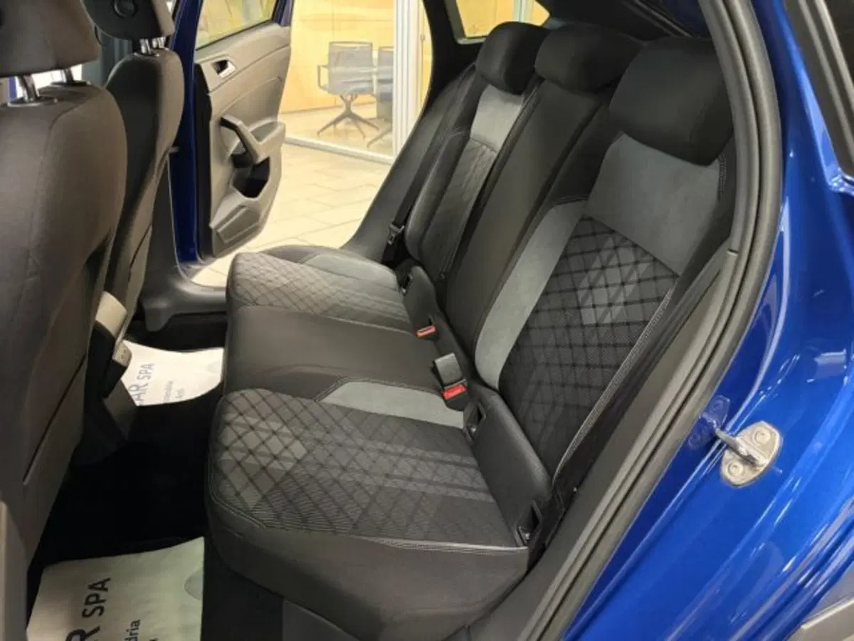 Volkswagen Taigo usata a Cuneo (14)