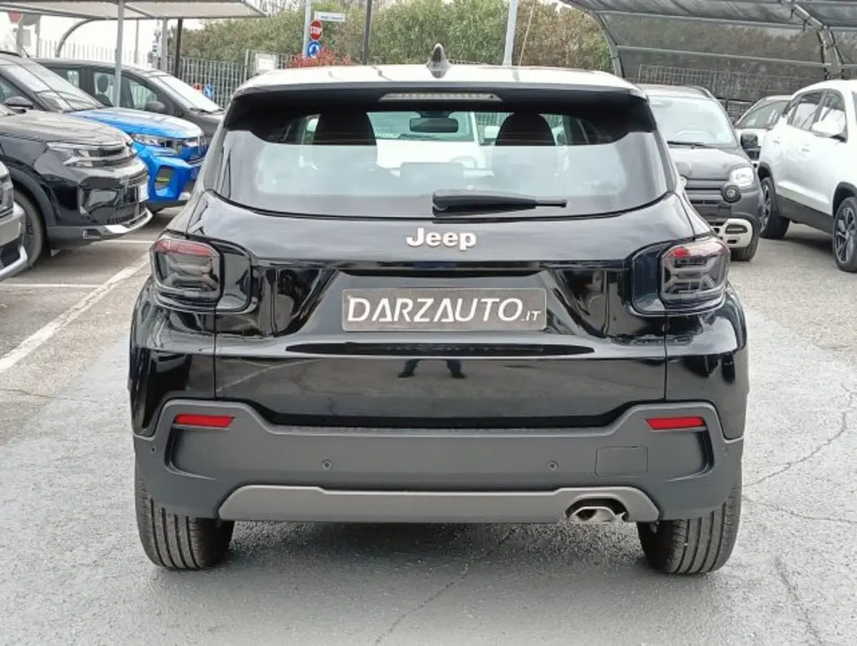 Jeep Avenger nuova a Brescia (18)