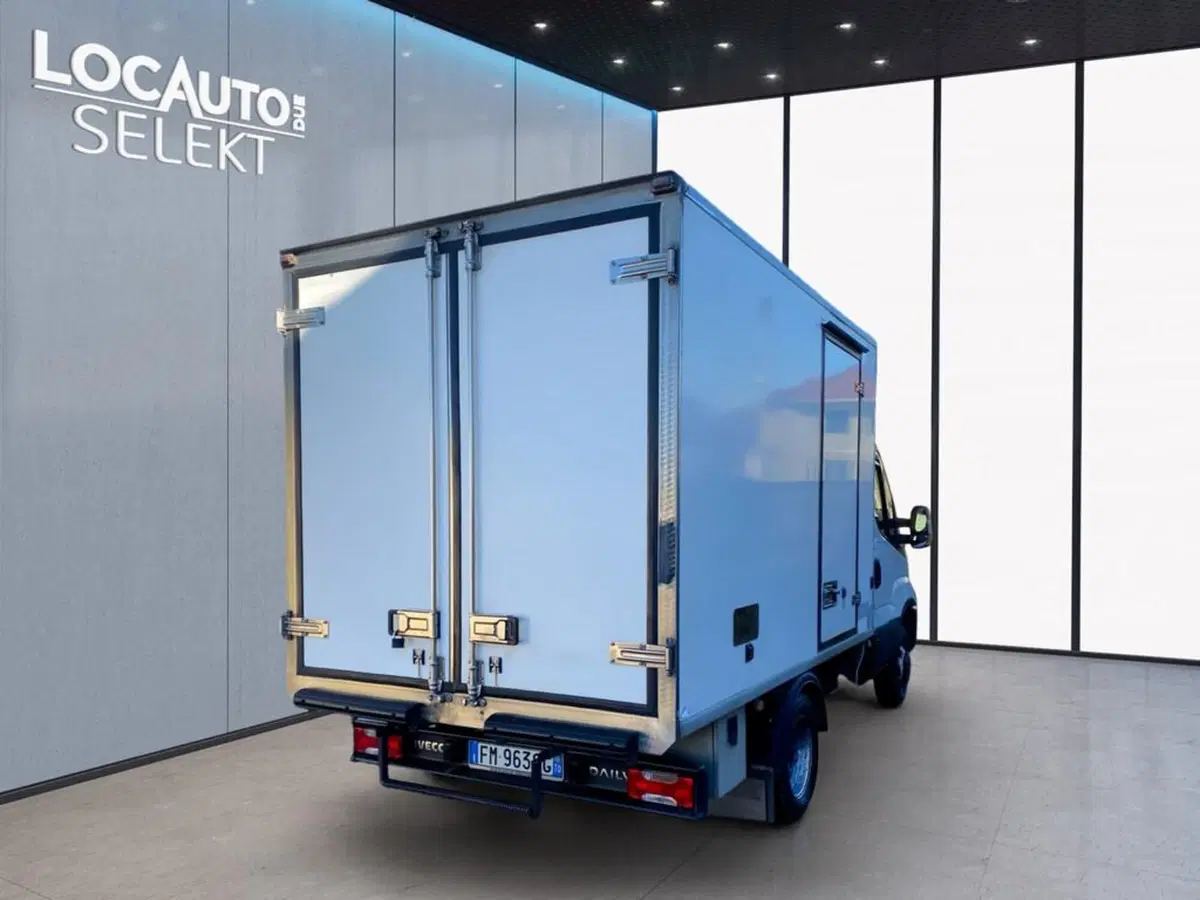 Iveco Daily Cabinato usata a Torino (4)
