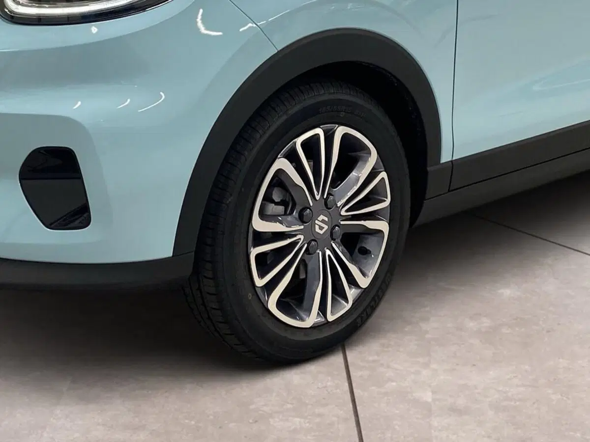 Leapmotor T03 nuova a Torino (15)