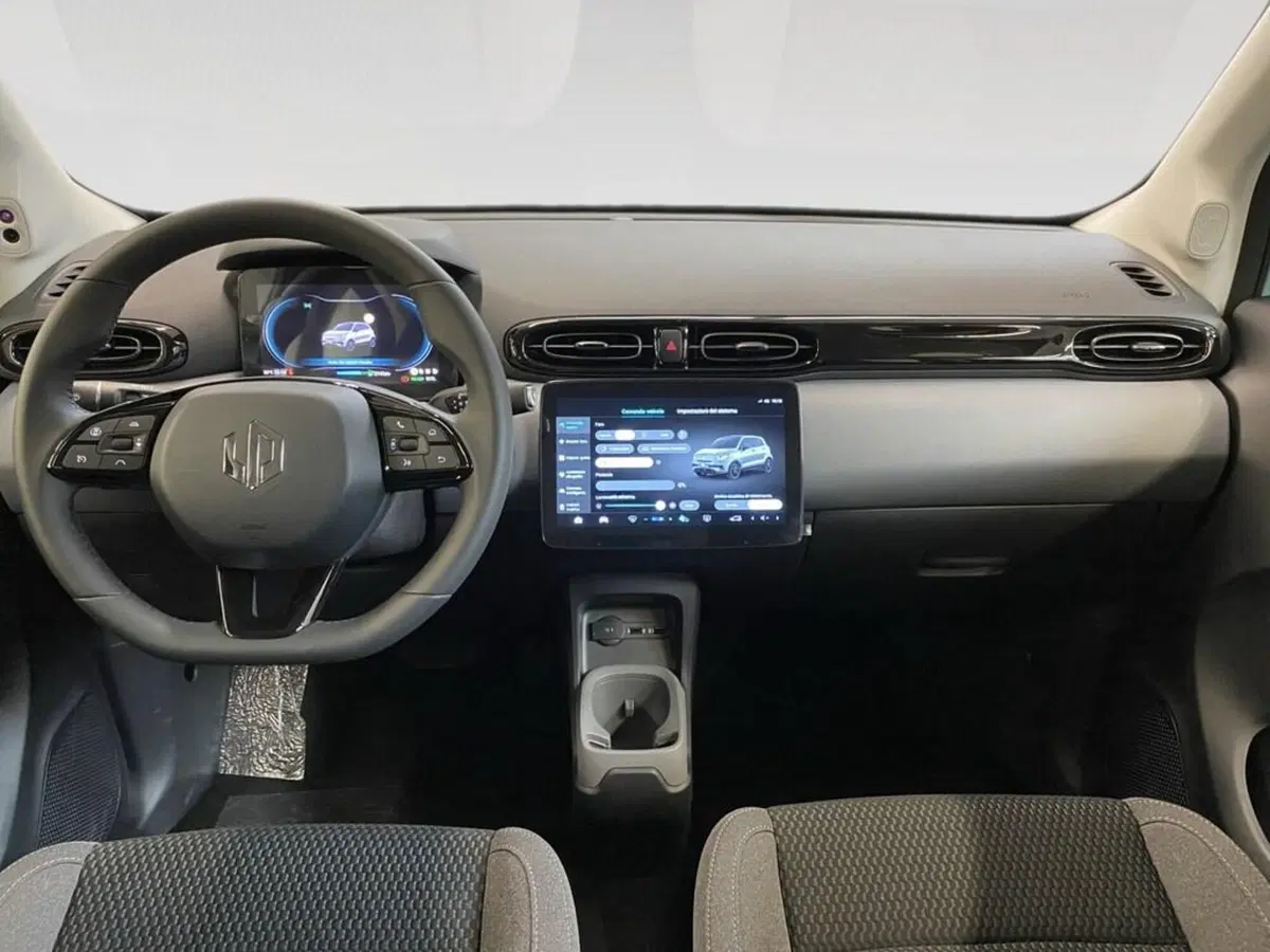 Leapmotor T03 nuova a Torino (6)