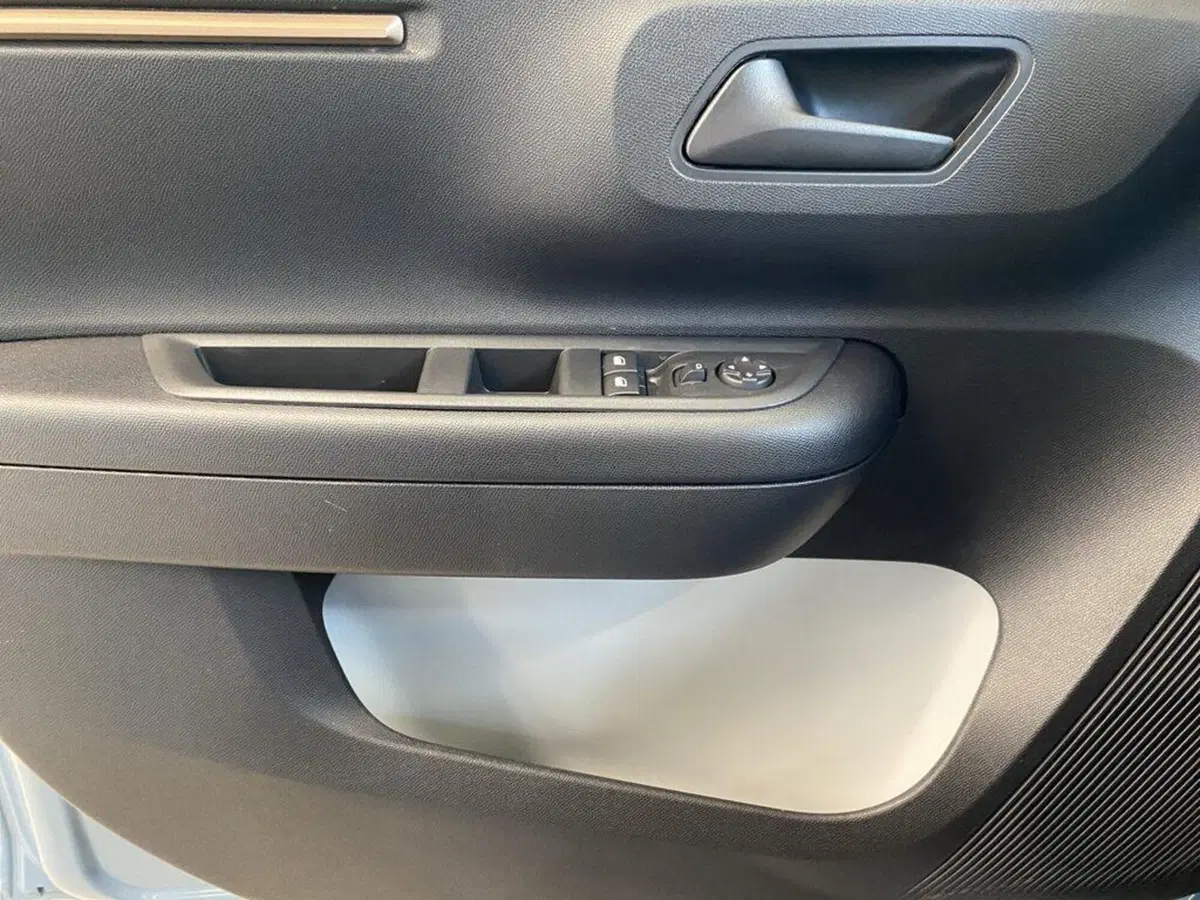 Citroen C3 Aircross nuova a Torino (14)