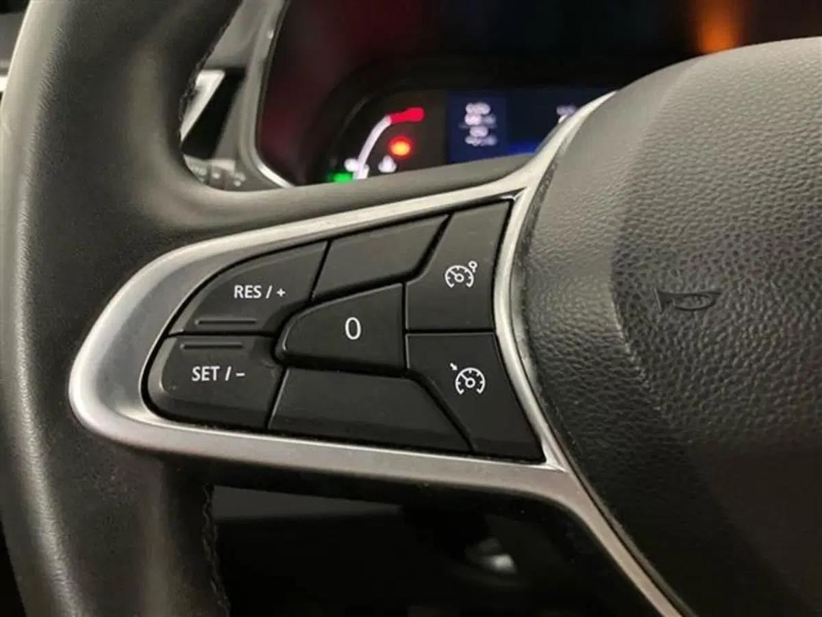 Renault Clio usata a Como (18)