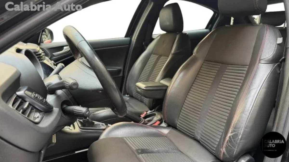 Alfa Romeo Giulietta usata a Reggio Calabria (11)