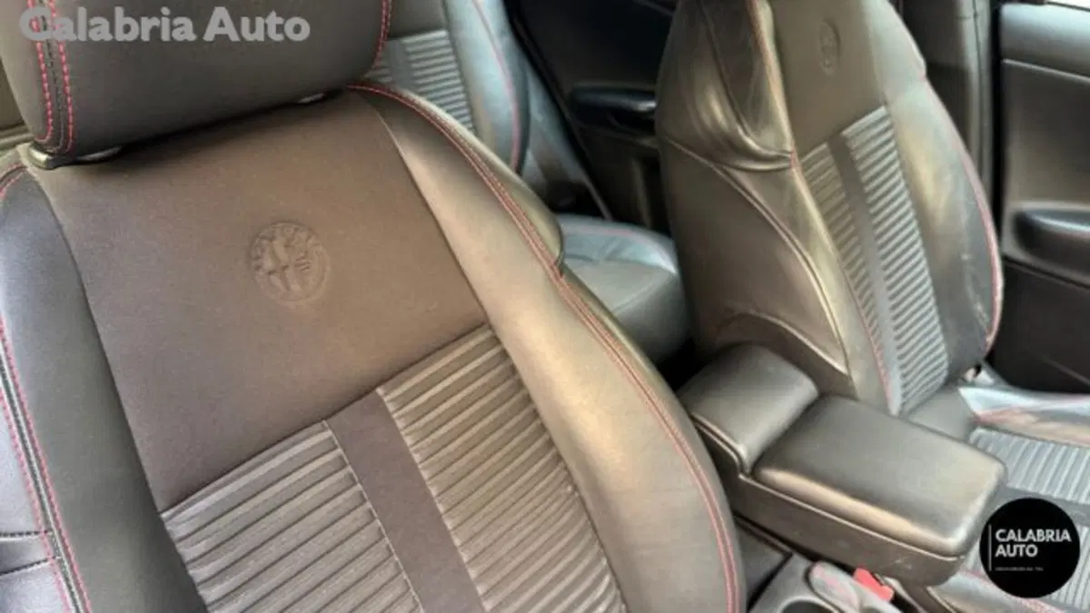 Alfa Romeo Giulietta usata a Reggio Calabria (12)