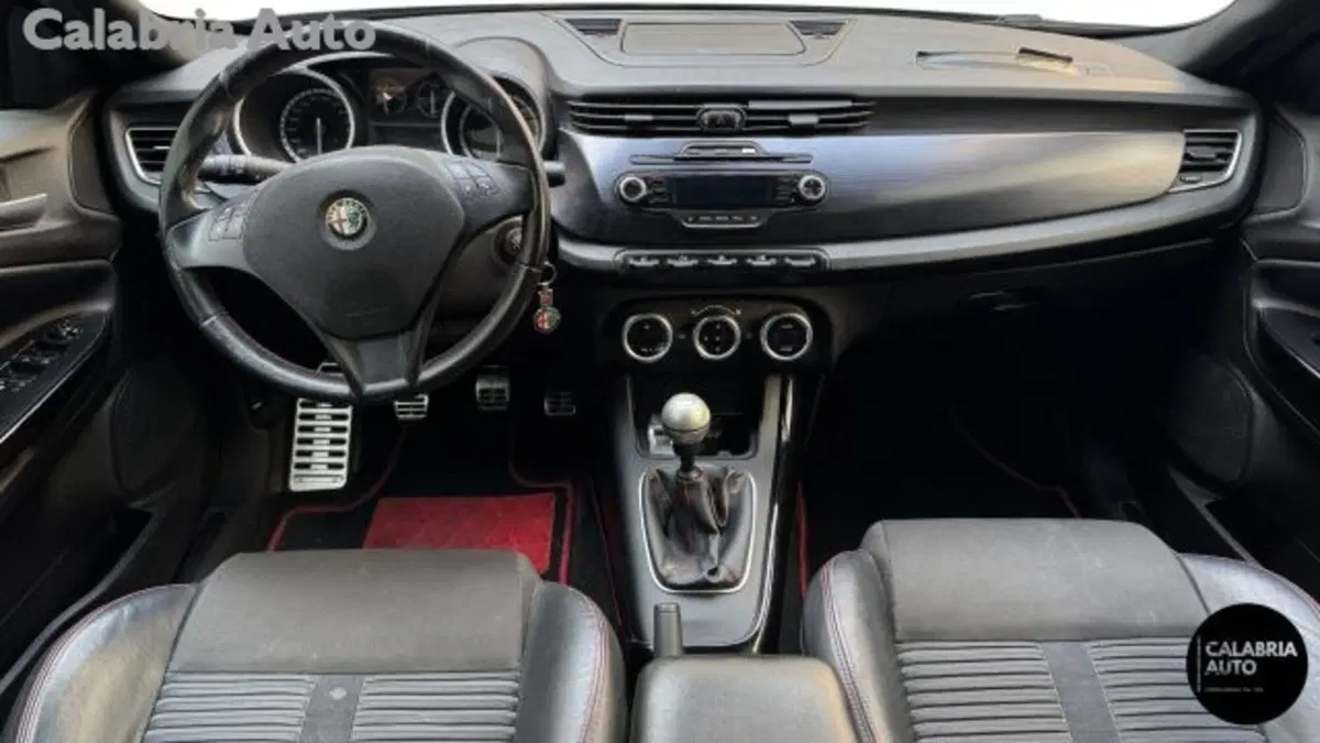 Alfa Romeo Giulietta usata a Reggio Calabria (8)