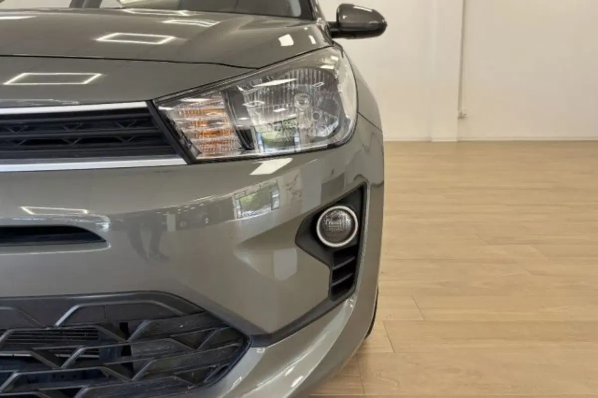 Kia Rio usata a Latina (11)