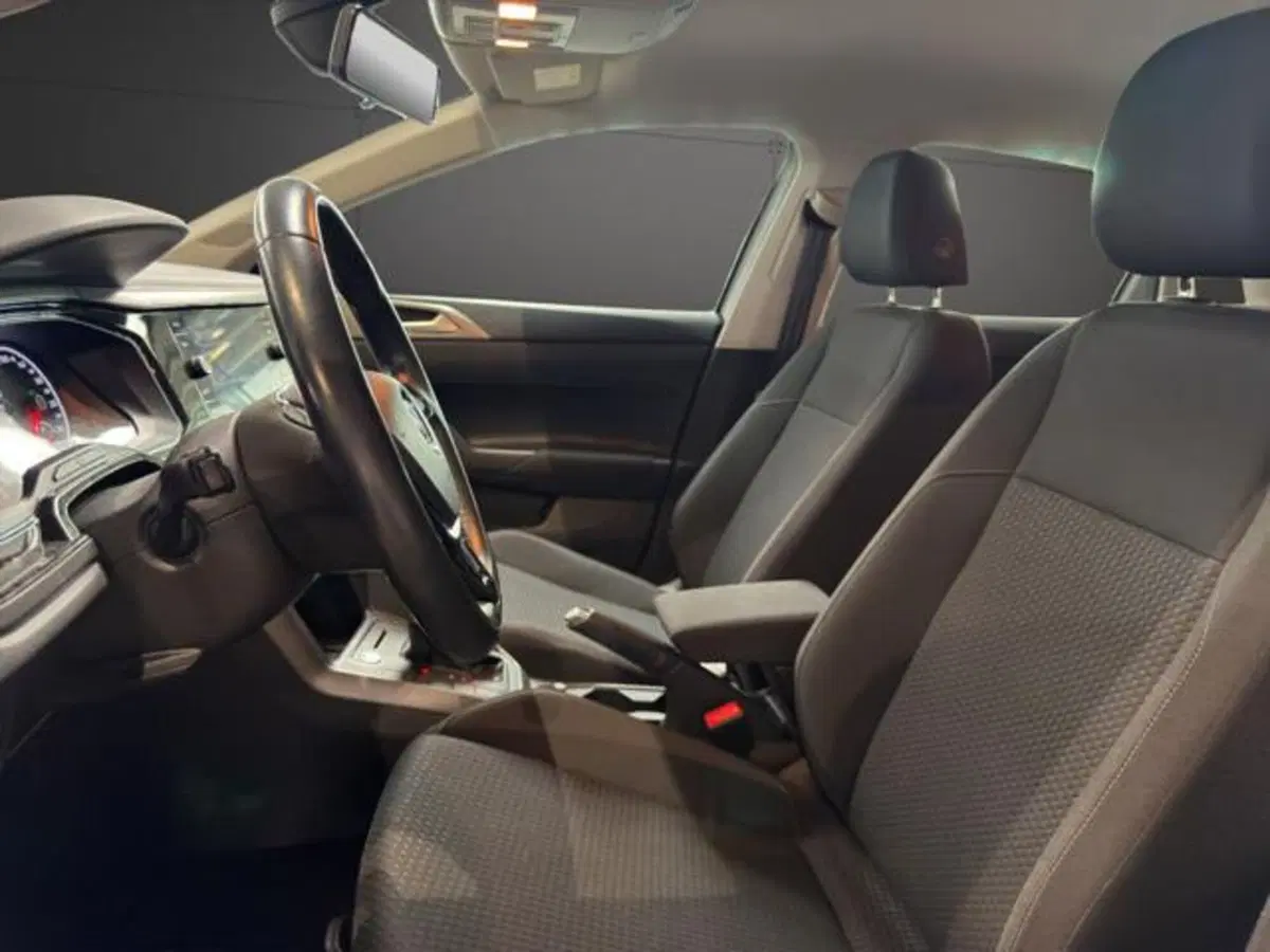 Volkswagen Polo usata a Milano (10)