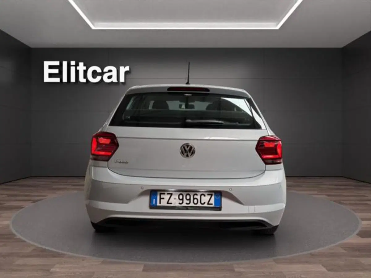 Volkswagen Polo usata a Milano (5)