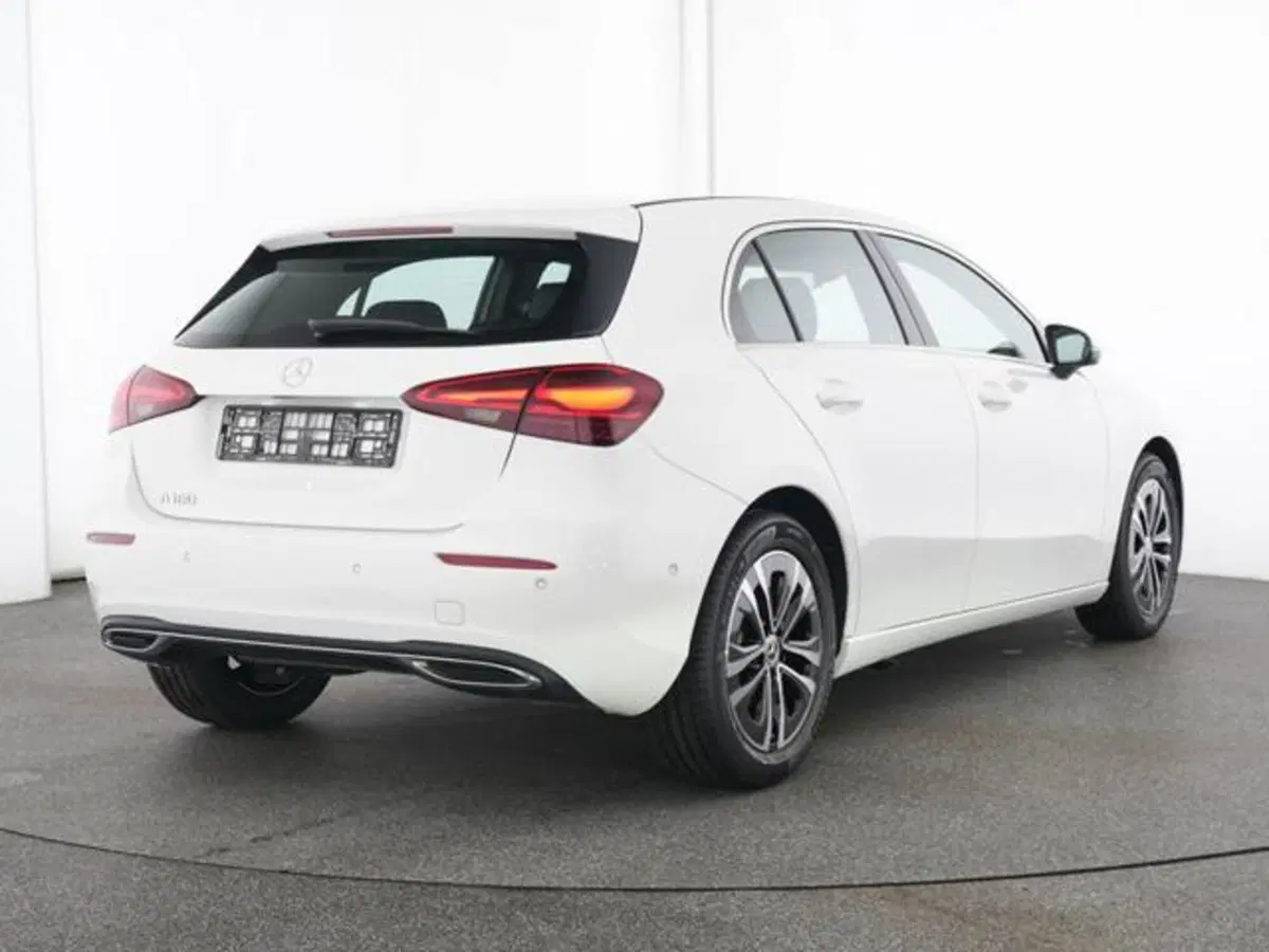 Mercedes-Benz Classe A Sedan usata a Milano (2)