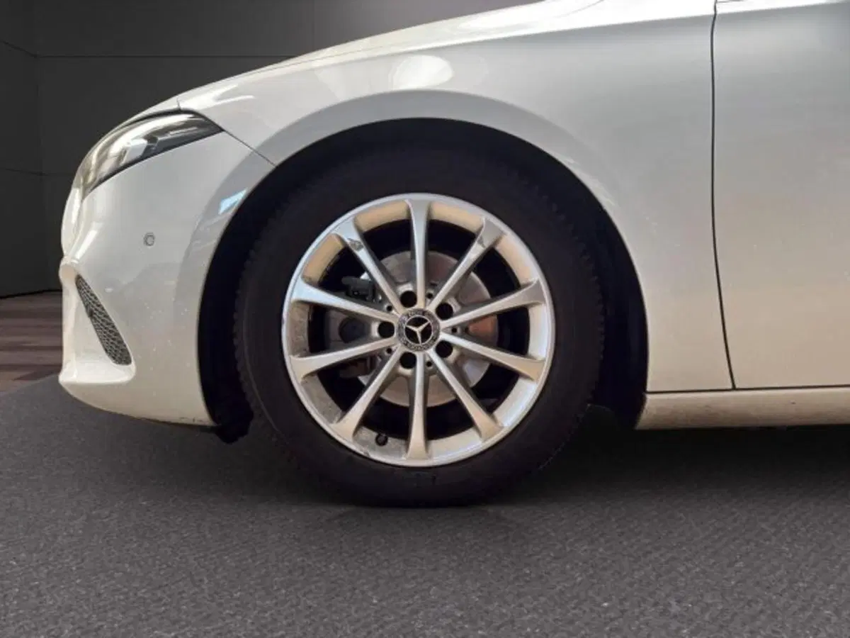 Mercedes-Benz Classe A Sedan usata a Novara (17)