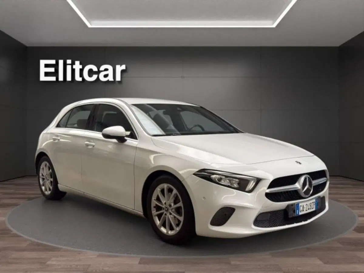 Mercedes-Benz Classe A Sedan usata a Novara (3)