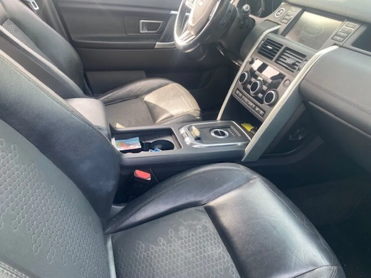 Land Rover Discovery Sport usata a Catania (10)