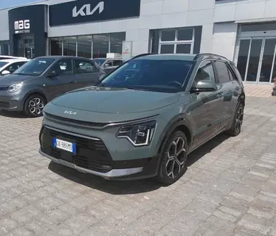Kia Niro 1.6 GDi DCT HEV Style del 2023 usata a Rende