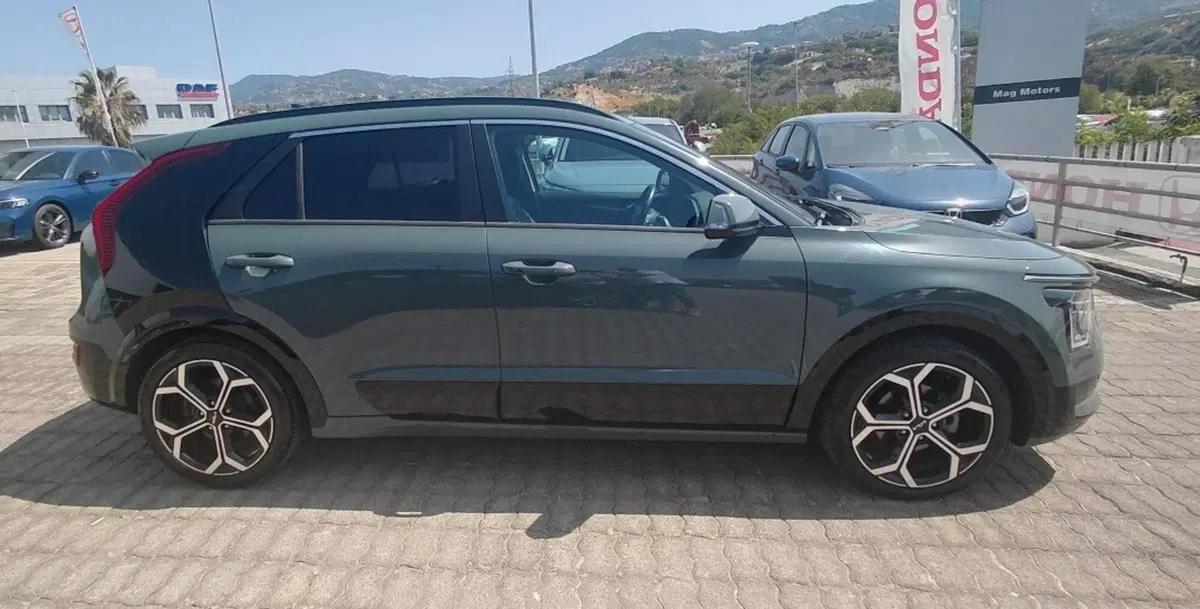 Kia Niro usata a Cosenza (4)