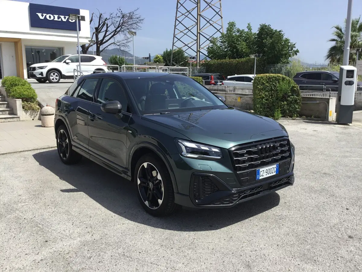 Audi Q2 usata a Napoli (4)
