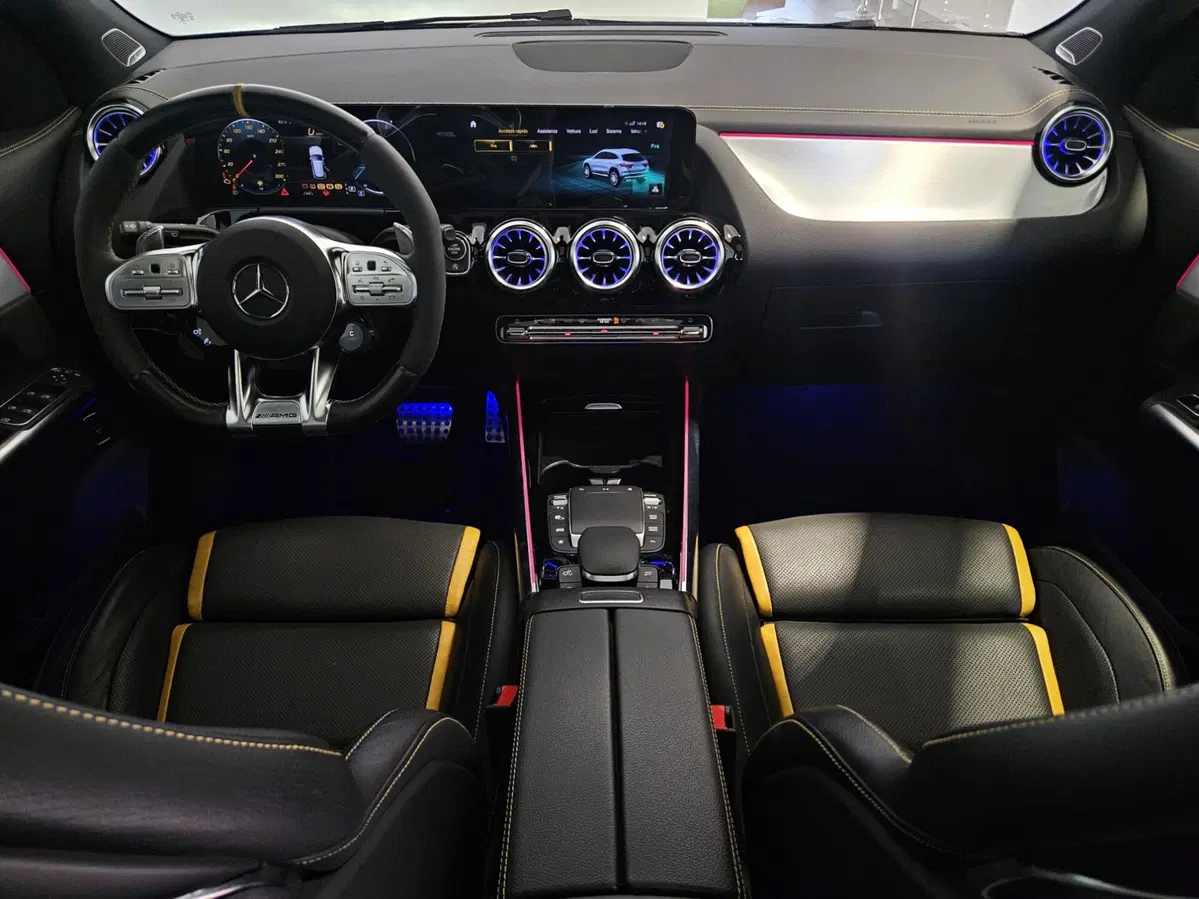 Mercedes-Benz GLA SUV usata a Napoli (5)