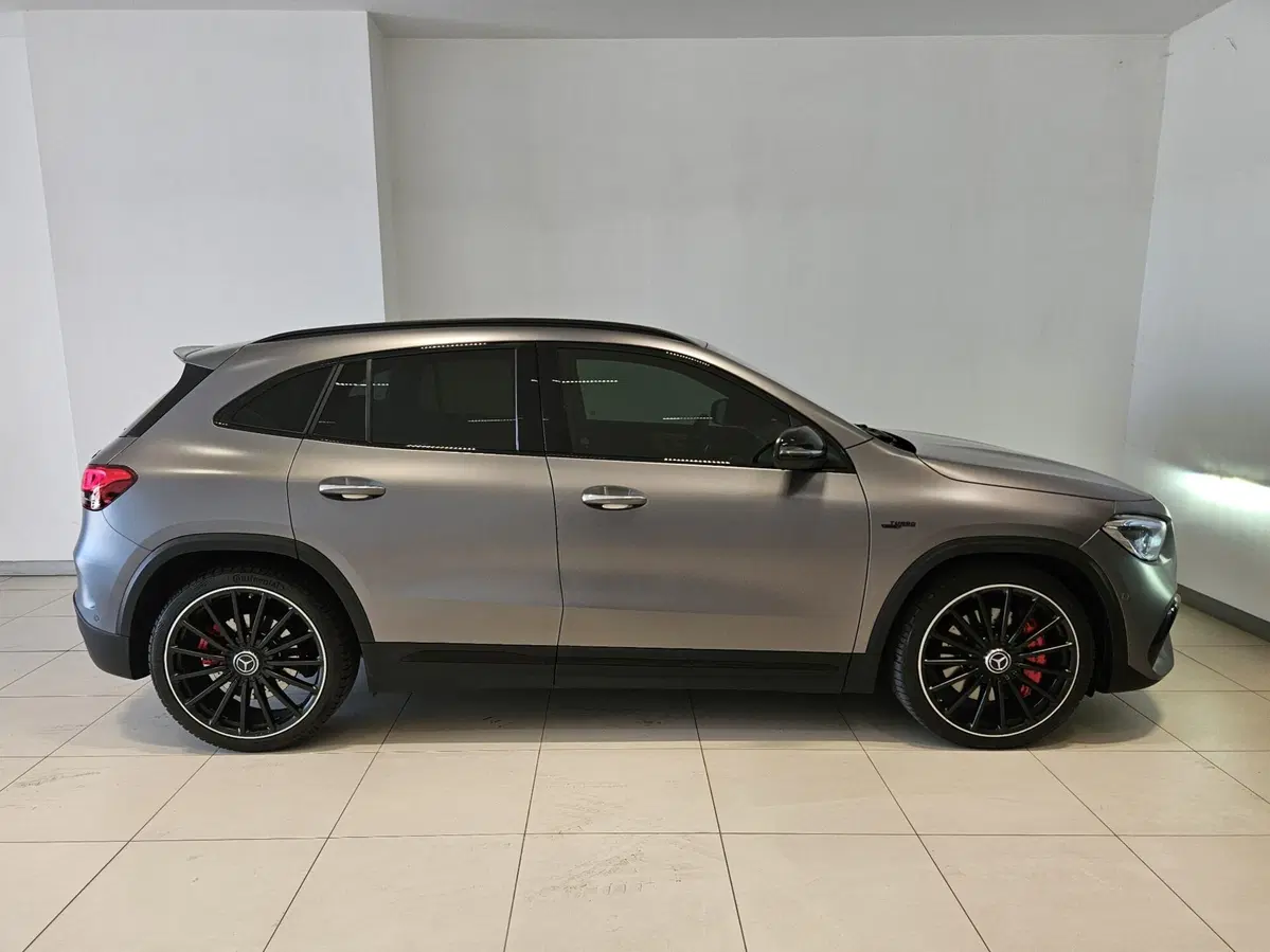 Mercedes-Benz GLA SUV usata a Napoli (7)