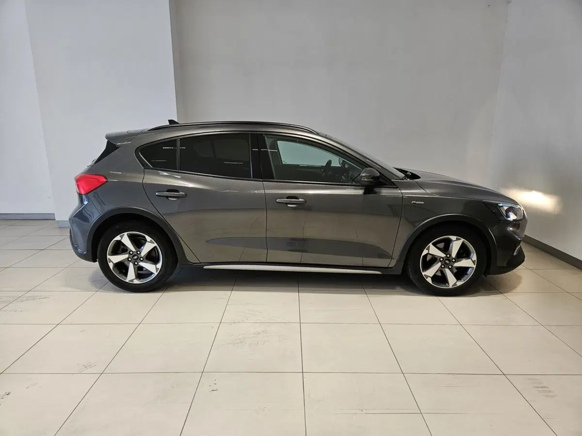 Ford Focus usata a Napoli (6)
