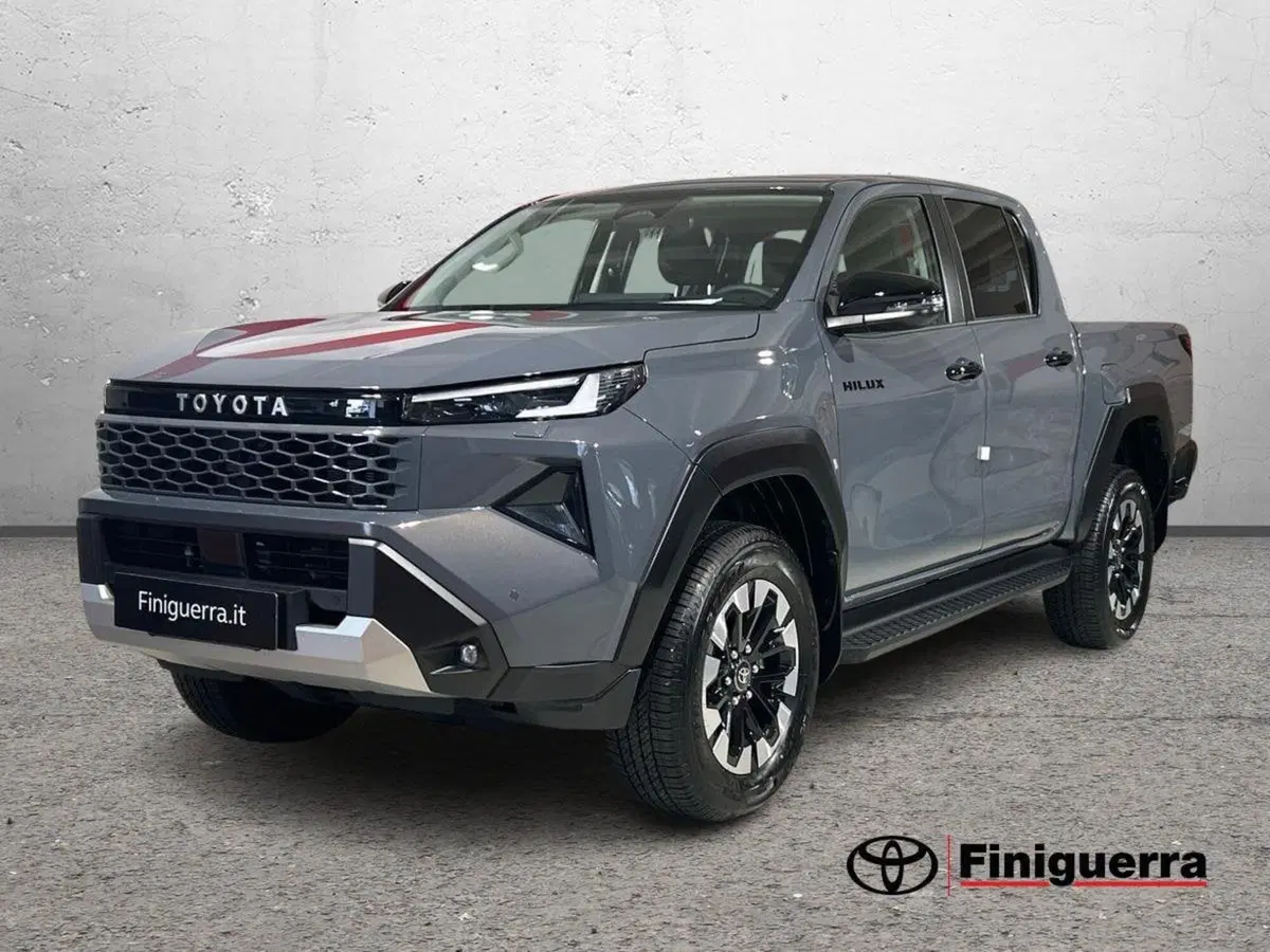 Toyota Hilux nuova a Lecco