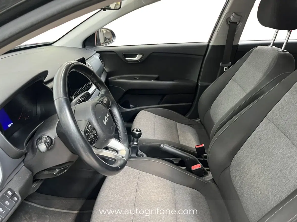 Kia Stonic usata a Modena (9)