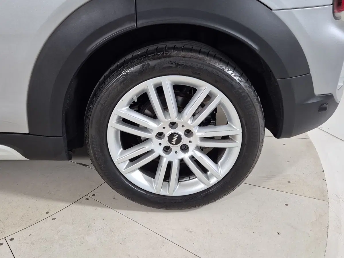 MINI Mini Countryman usata a Torino (15)