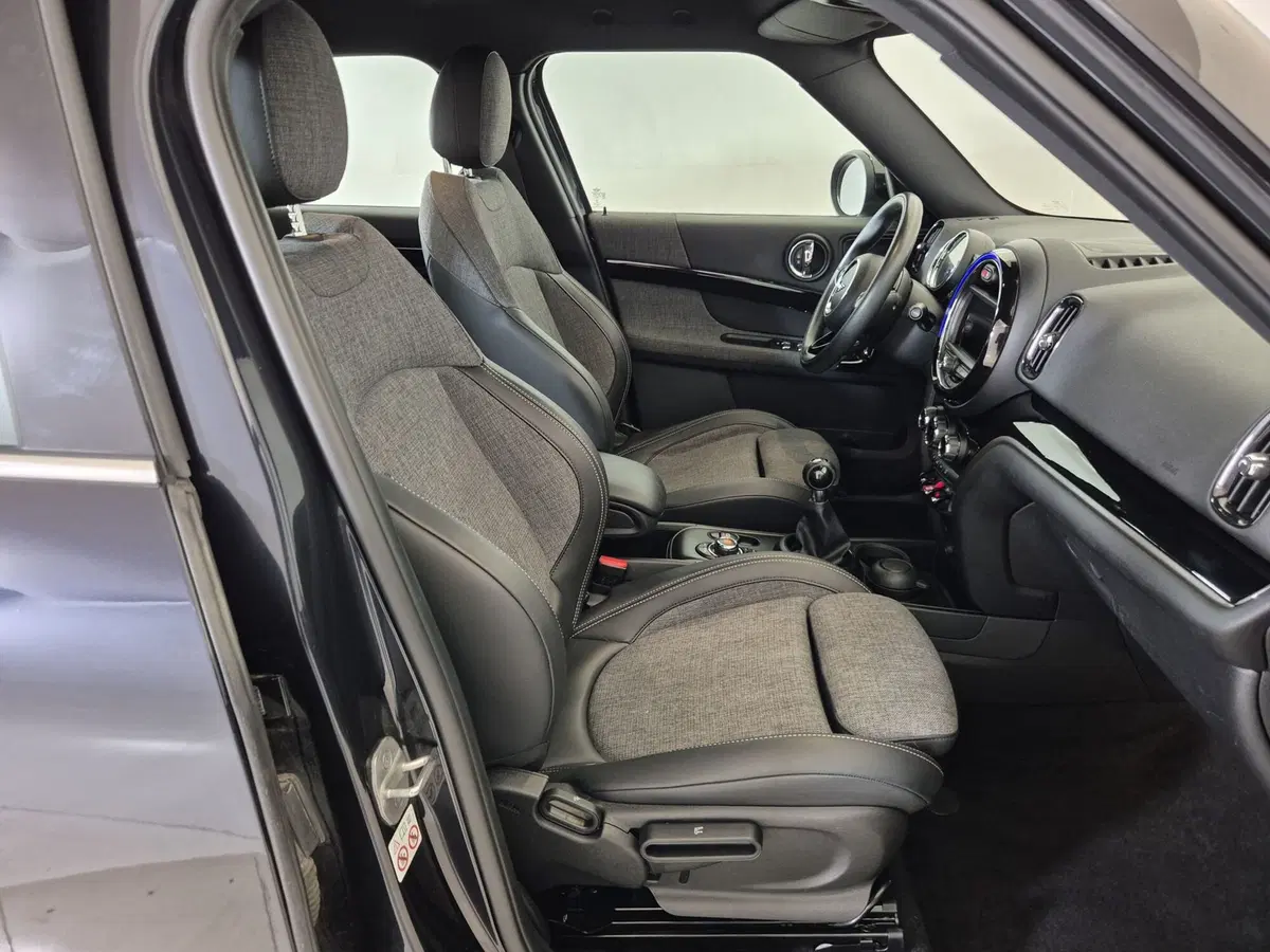 MINI Mini Countryman usata a Torino (11)