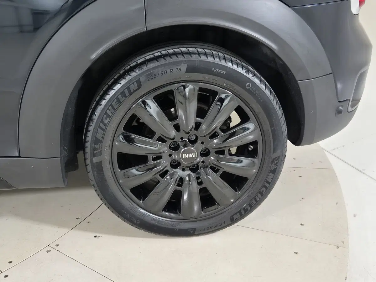 MINI Mini Countryman usata a Torino (15)