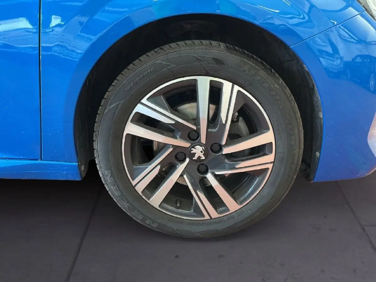 Peugeot 208 usata a Torino (7)