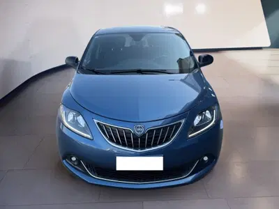 Lancia Ypsilon 1.0 FireFly 5 porte S&amp;S Hybrid Ecochic Gold del 2023 usata a Torino