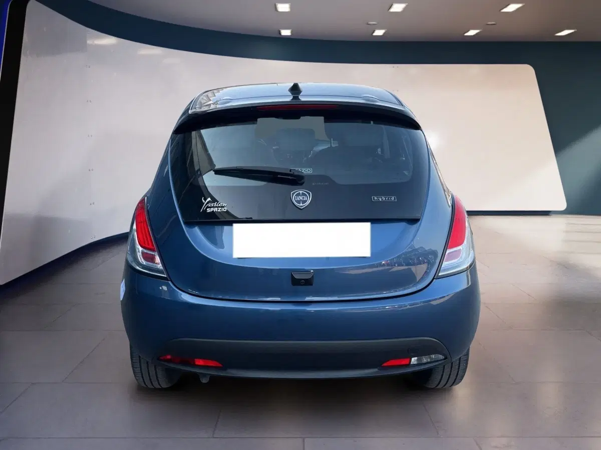Lancia Ypsilon usata a Torino (5)