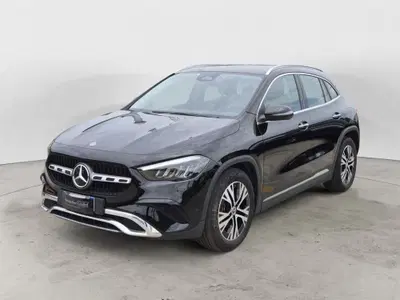 Mercedes-Benz GLA SUV 180 Progressive Advanced Plus auto del 2023 usata