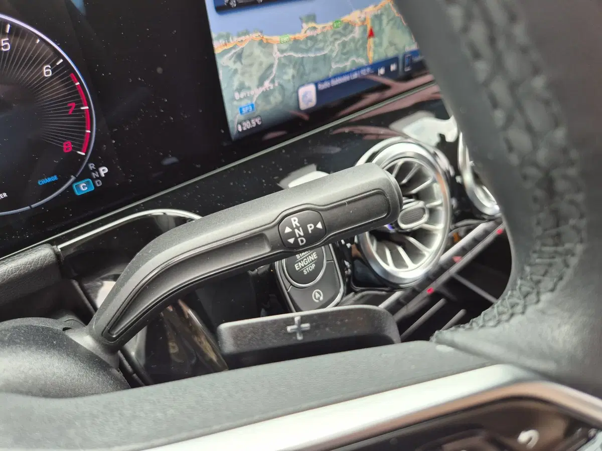 Mercedes-Benz GLA SUV usata  (10)
