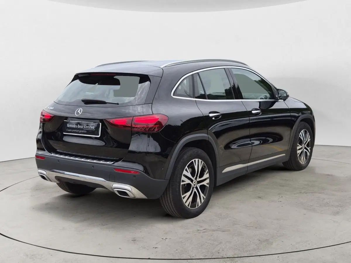 Mercedes-Benz GLA SUV usata  (4)