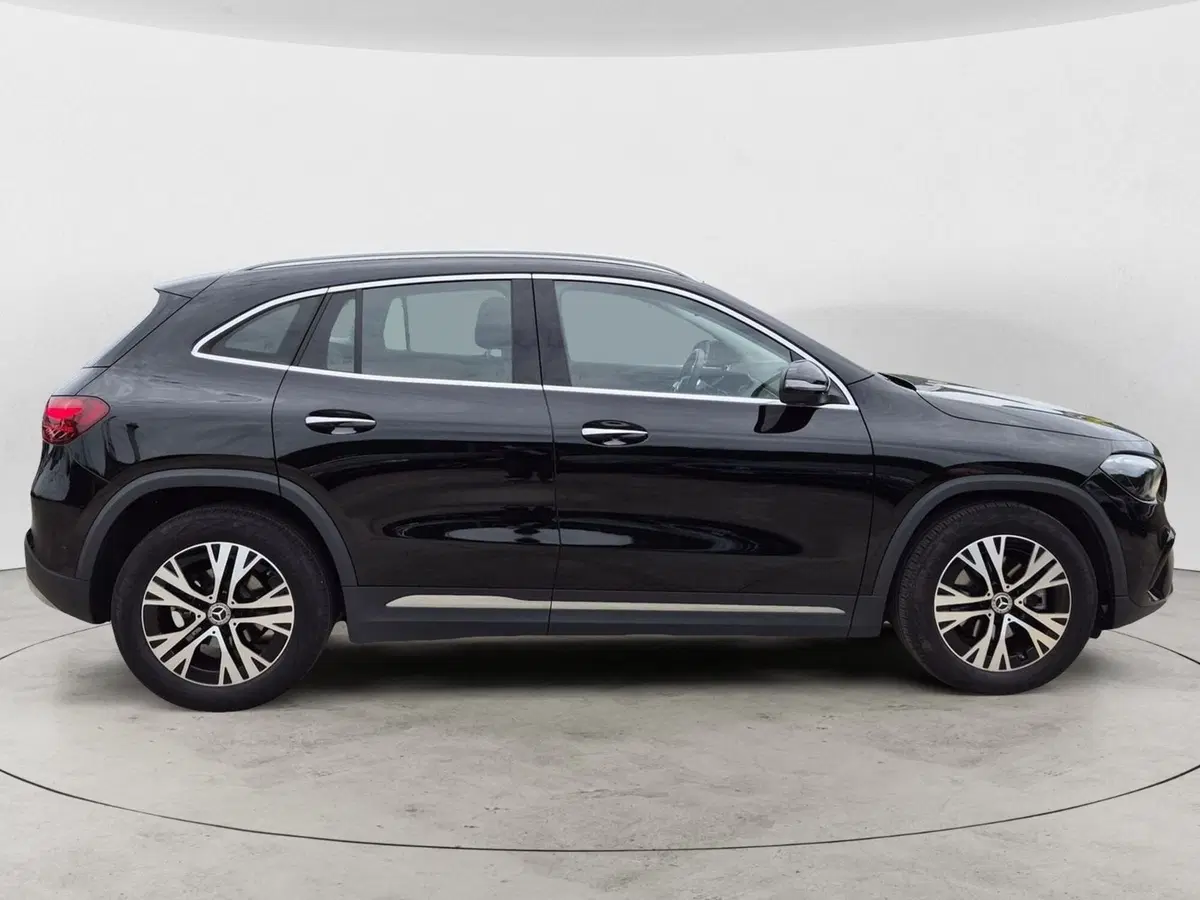 Mercedes-Benz GLA SUV usata  (5)