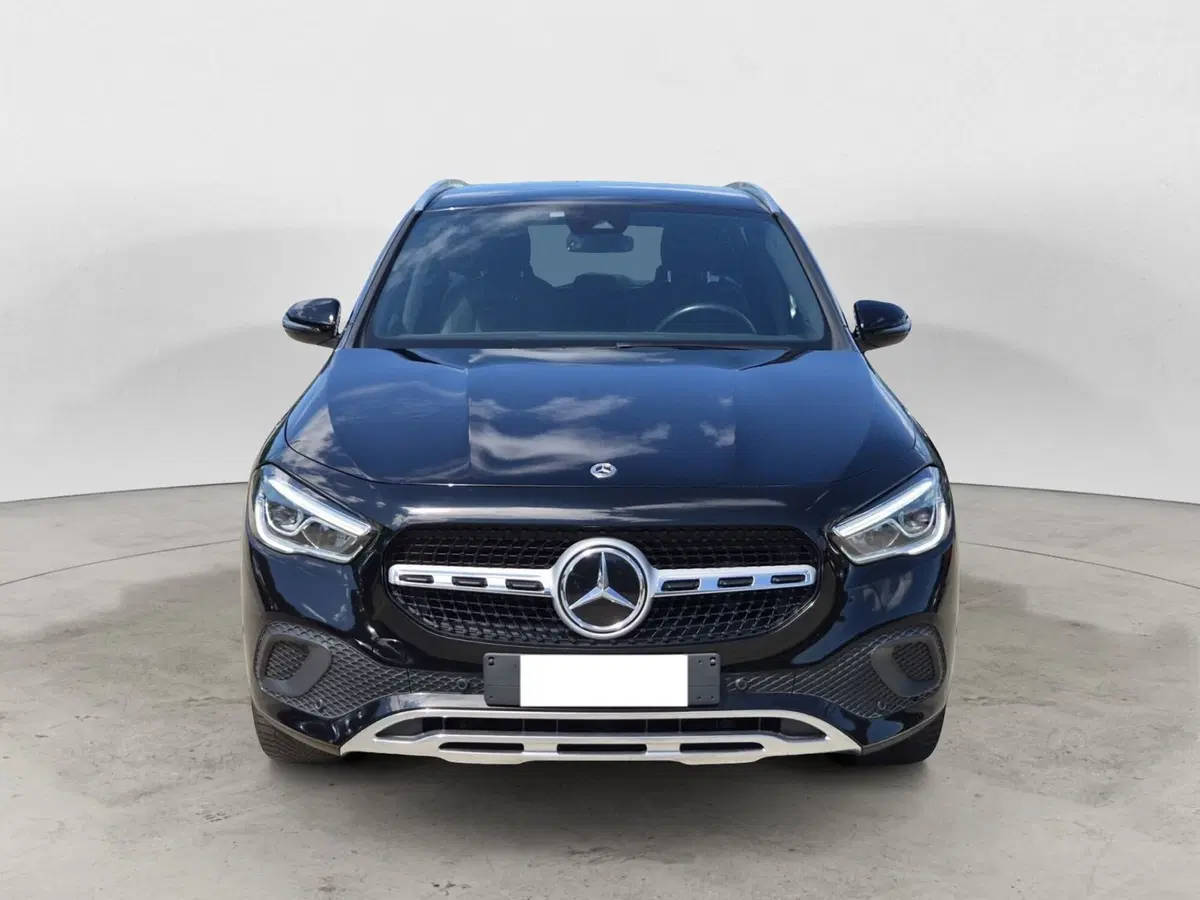 Mercedes-Benz GLA SUV usata  (2)