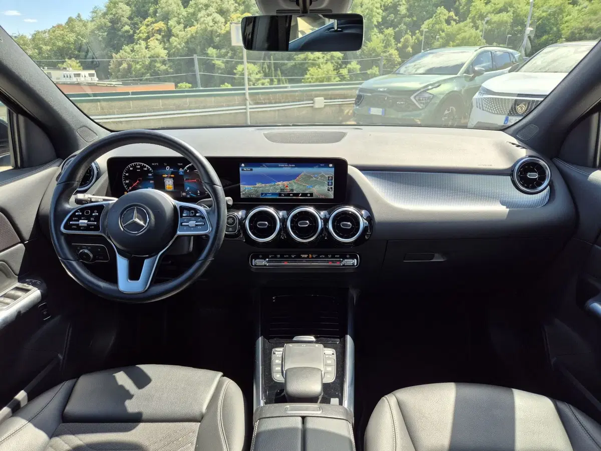 Mercedes-Benz GLA SUV usata  (8)