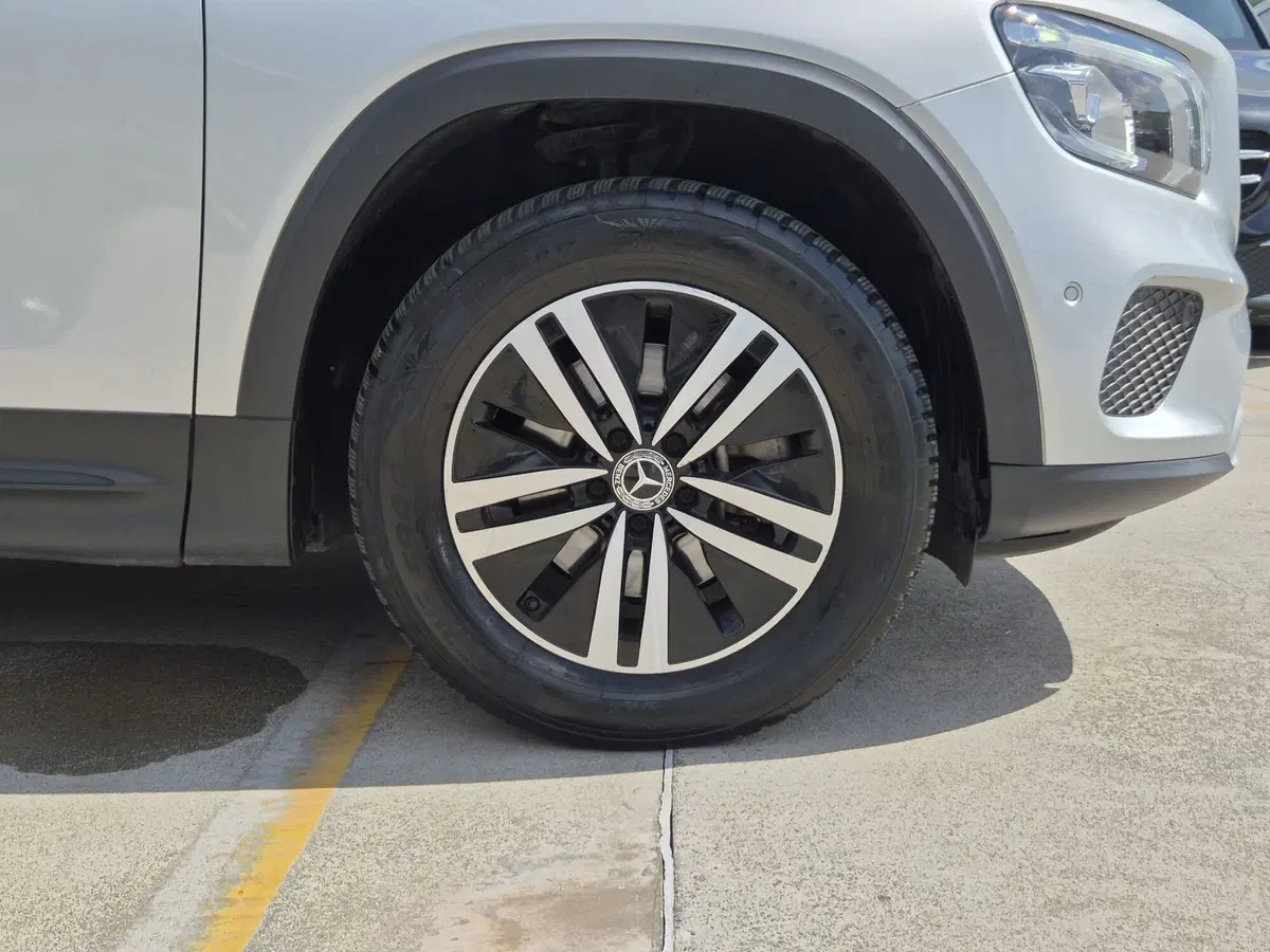 Mercedes-Benz GLB usata  (13)