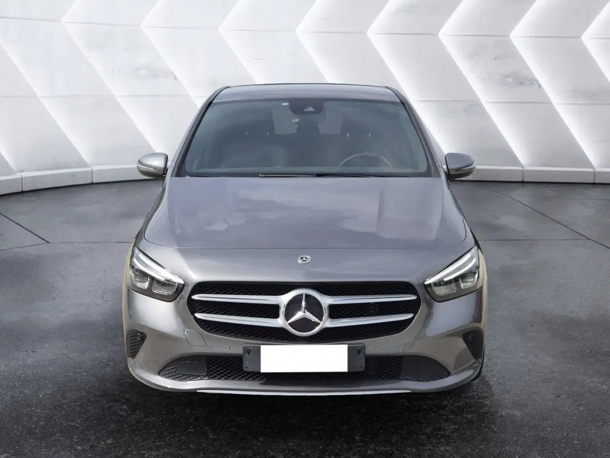 Mercedes-Benz Classe B usata  (2)
