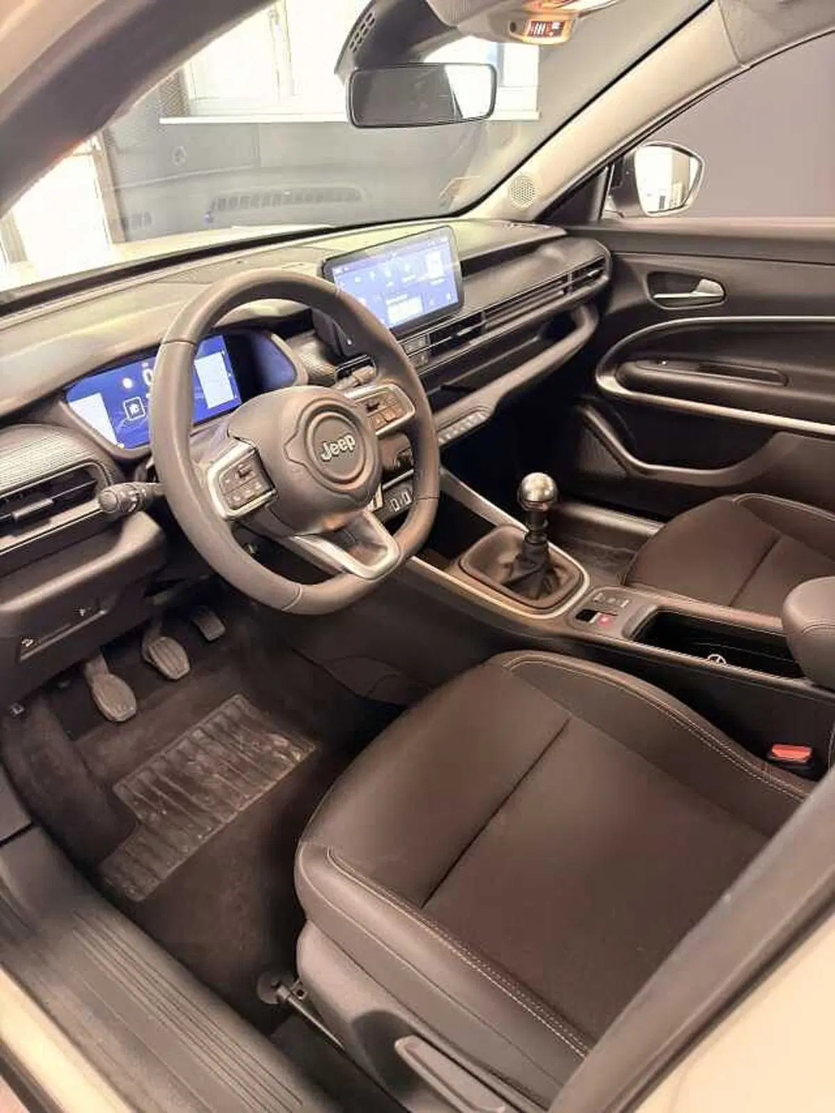 Jeep Avenger usata a Aosta (16)