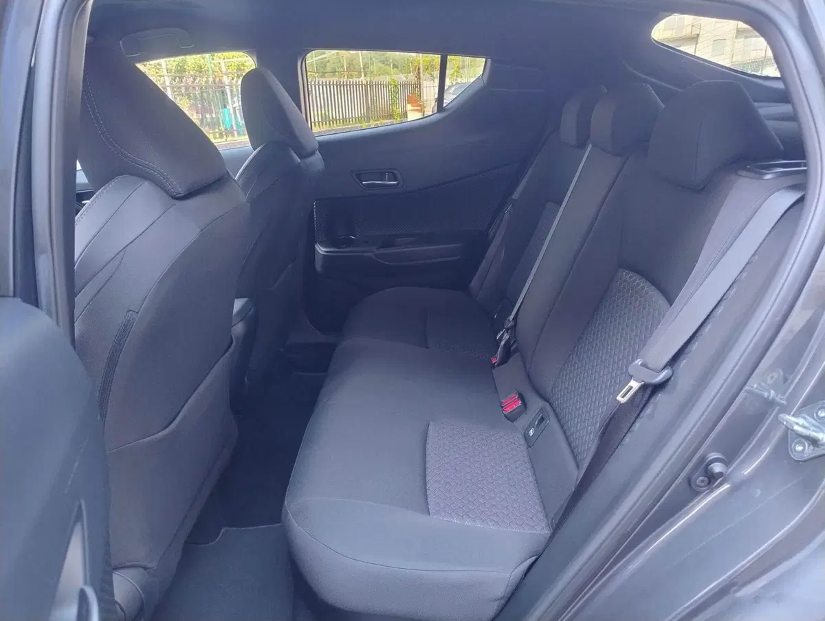 Toyota Toyota C-HR usata a Belluno (9)