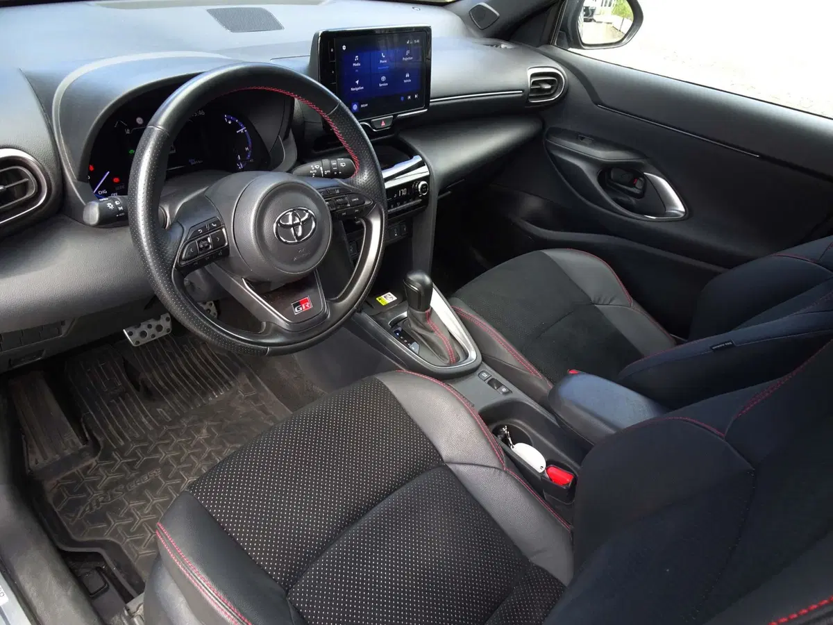 Toyota Yaris Cross usata a Vicenza (8)