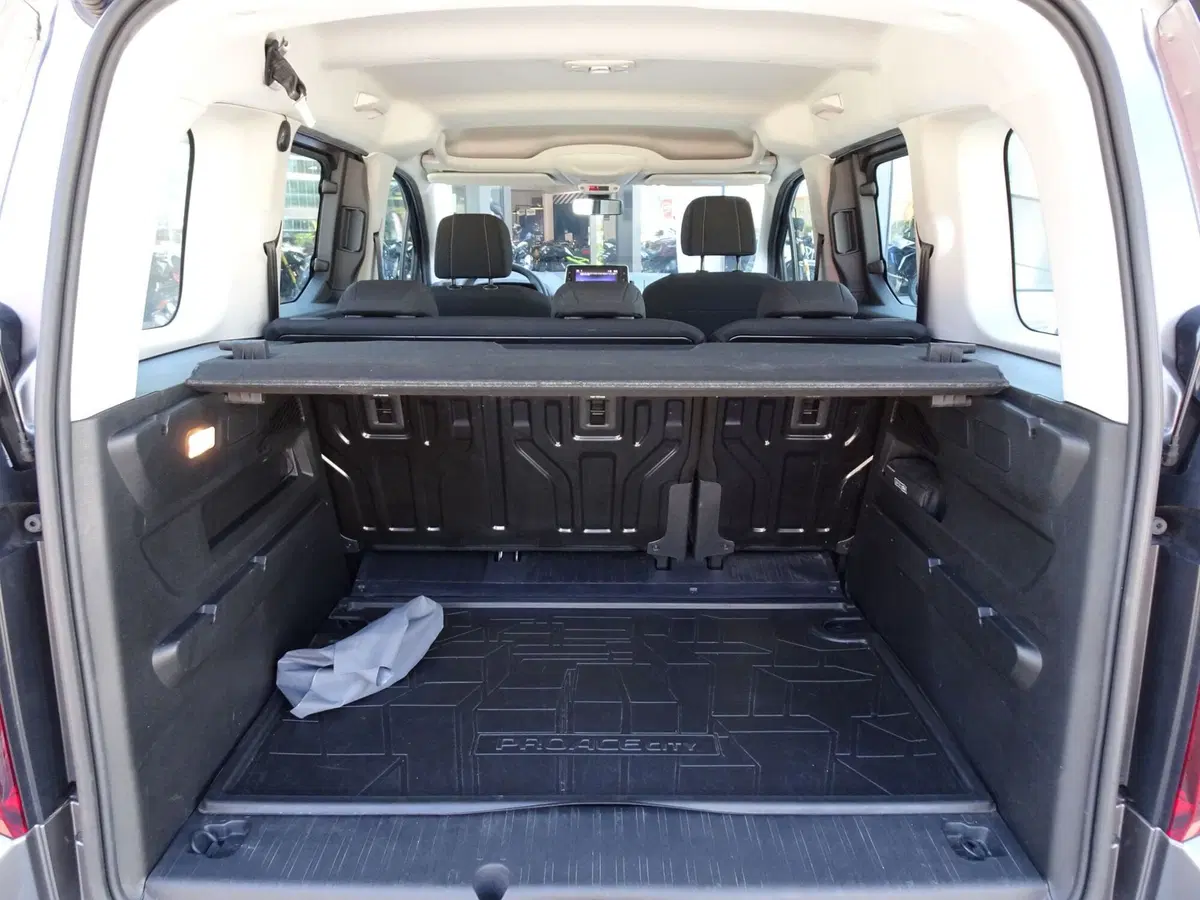 Toyota Proace City Verso usata a Treviso (18)