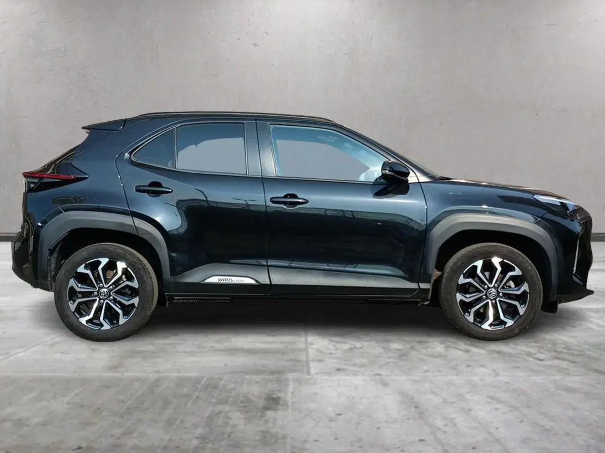 Toyota Yaris Cross usata a Milano (4)