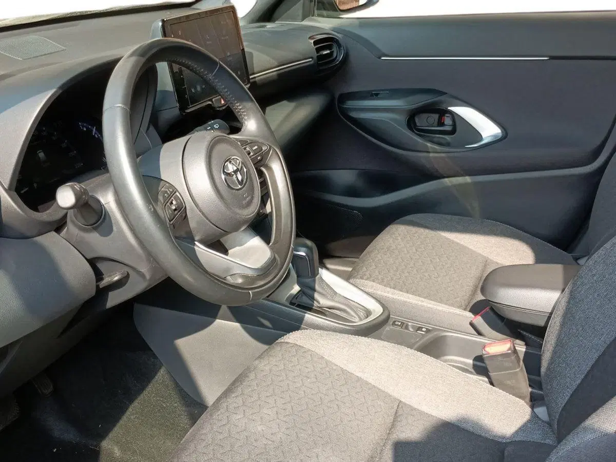 Toyota Yaris Cross usata a Milano (7)